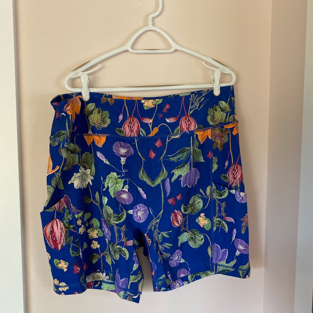 Alder bike short NWT - 3X